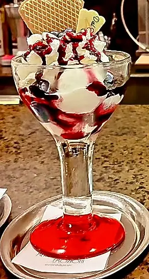Verona / Rot / Eisbecher